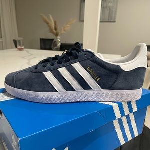 Adidas Gazelle NWT